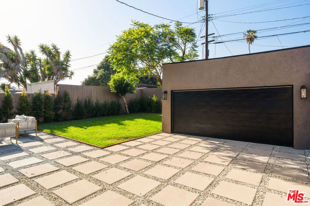 3749 W 59th Street