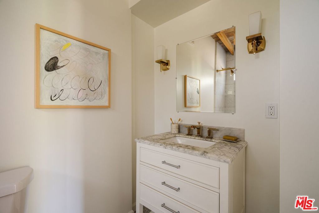 3958 Glenalbyn Drive
