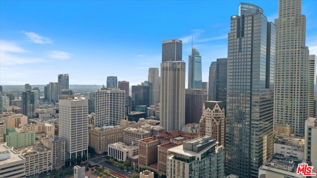 312 W 5th Street 222