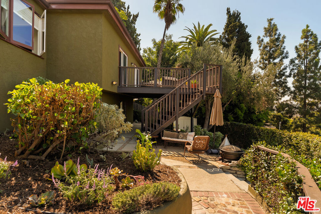 2415 Hines Drive