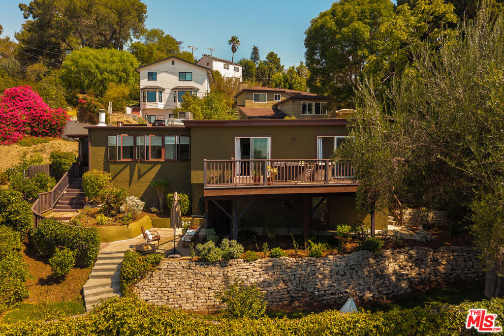 2415 Hines Drive