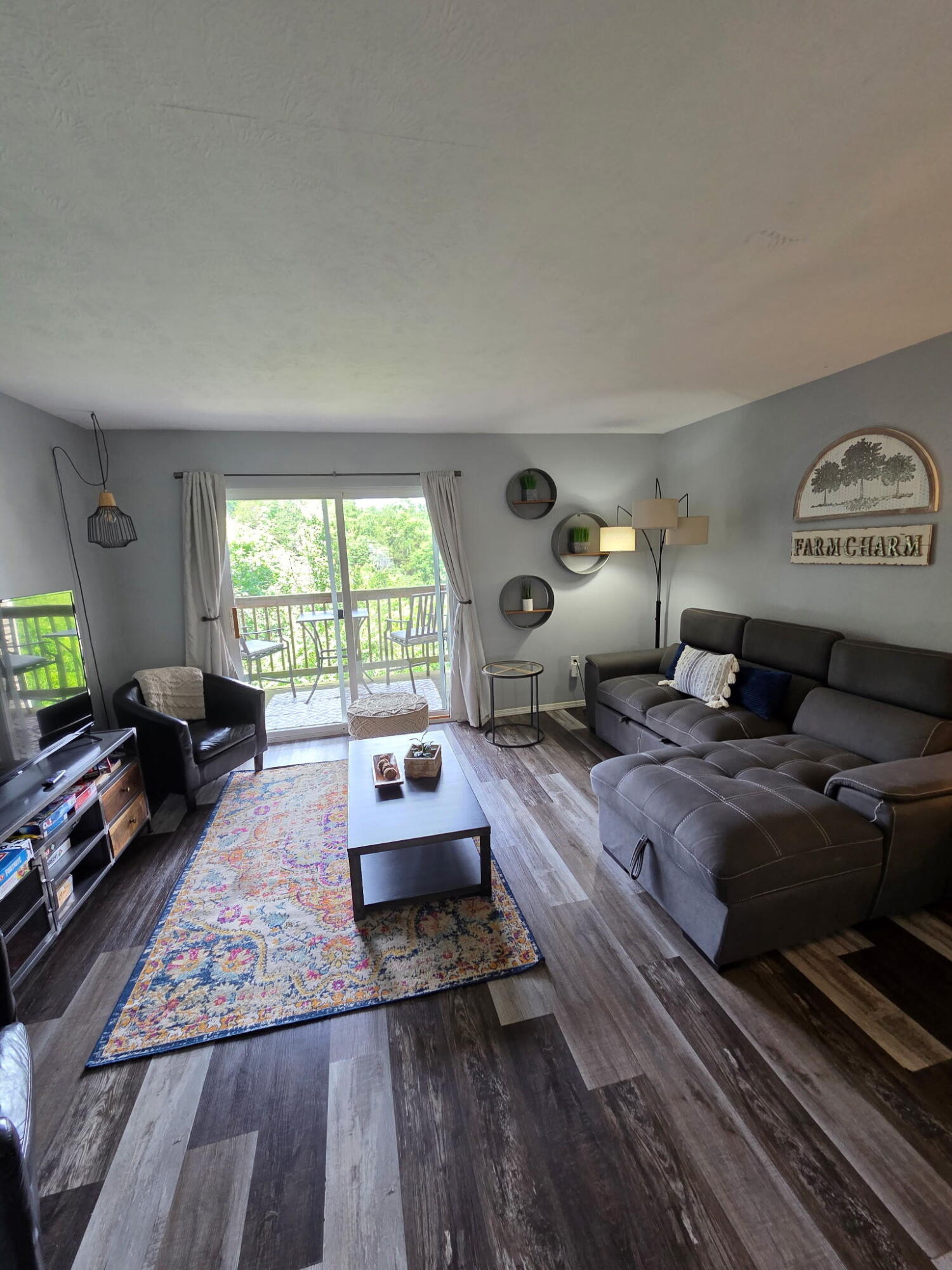 2958 Vineyards Parkway Unit: # 24-4