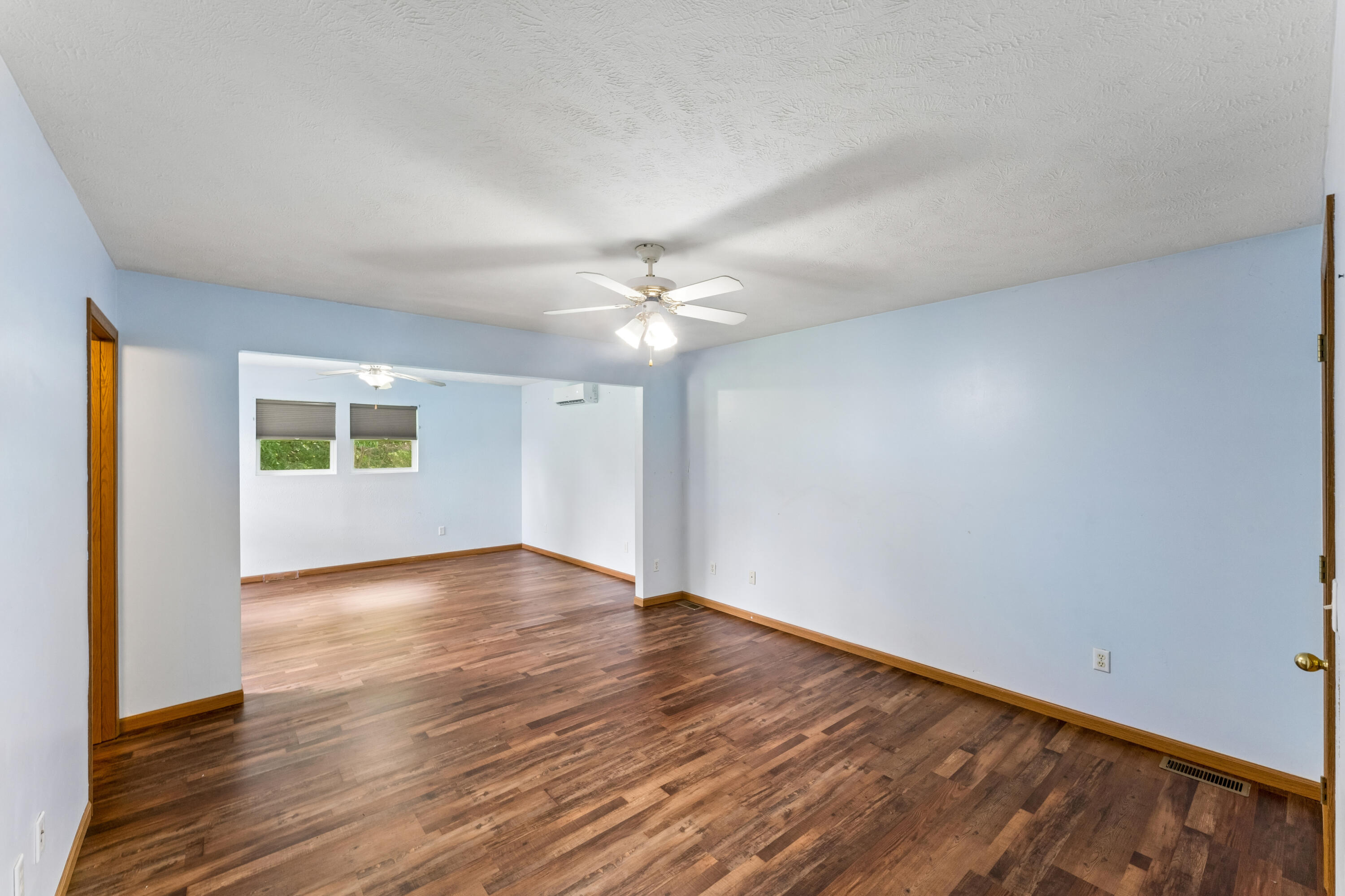 611 S Countryside Avenue