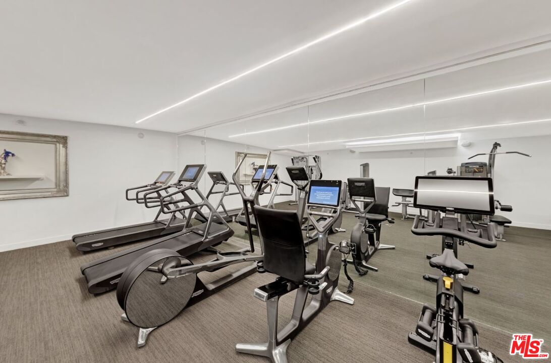 155 N Crescent Dr Unit: 1BRTH