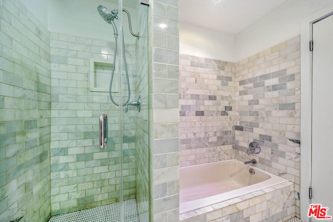 1215 N Olive Dr Unit: 306