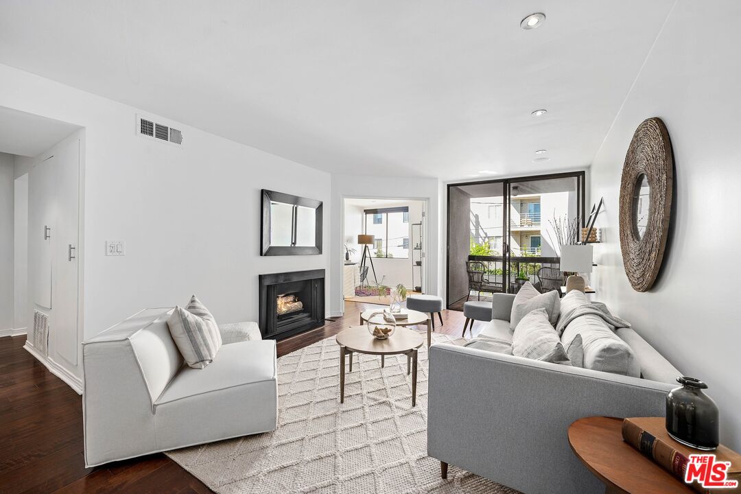 1215 N Olive Dr Unit: 306