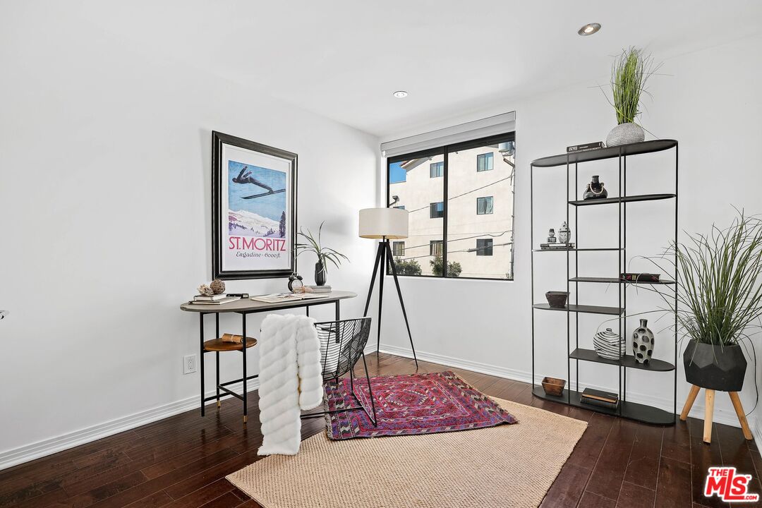 1215 N Olive Dr Unit: 306