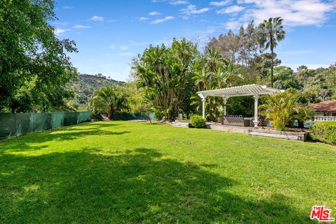 2332 Malaga Rd