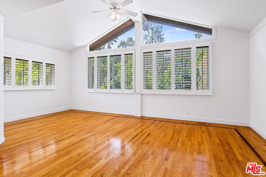 2332 Malaga Rd