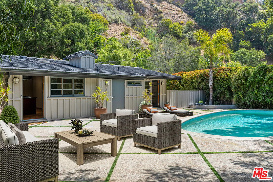 1776 Old Ranch Rd