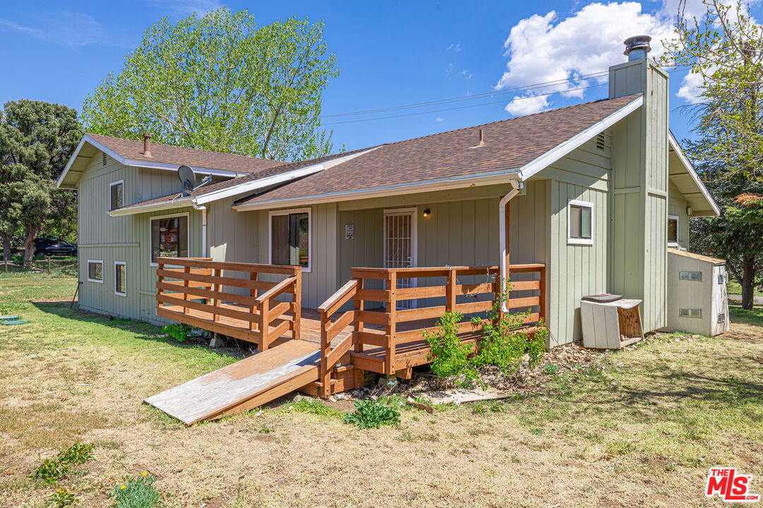 901 Sharon St
