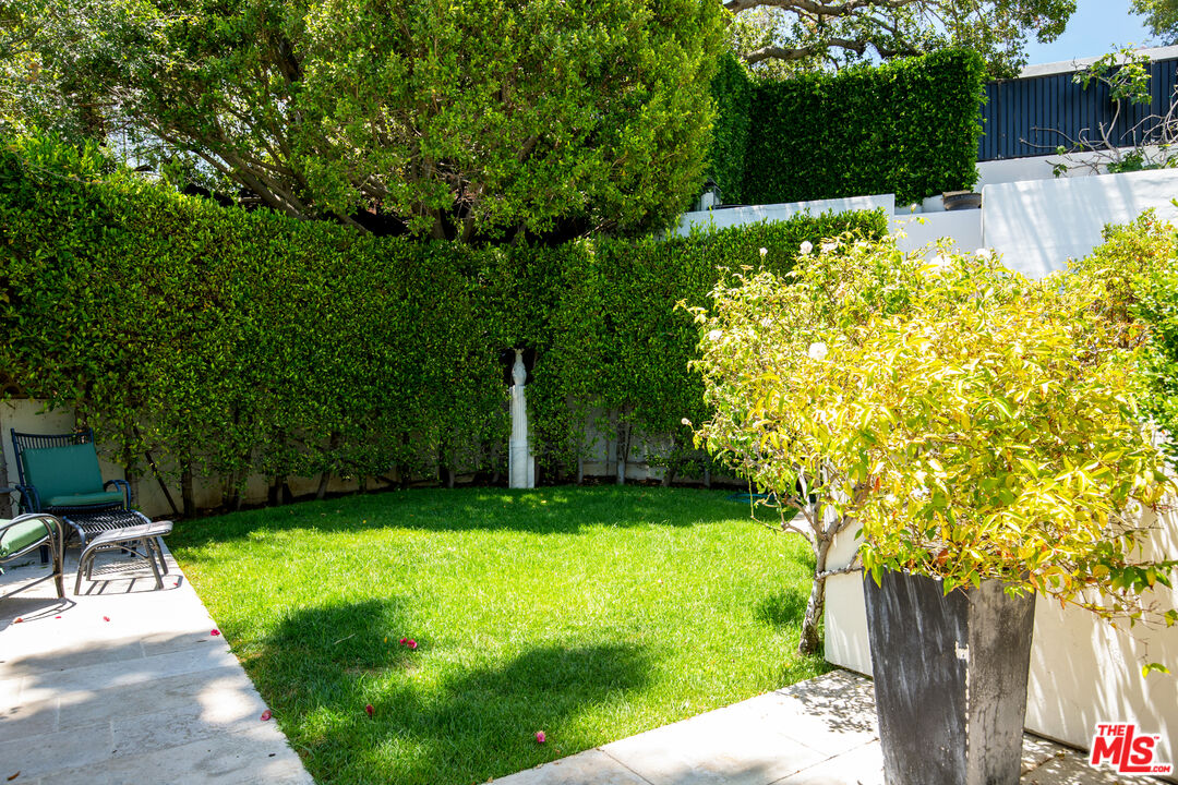 2249 Mountain Oak Dr