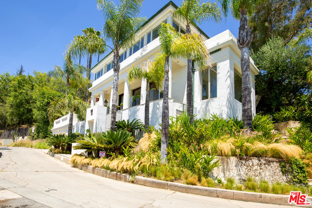 2249 Mountain Oak Dr