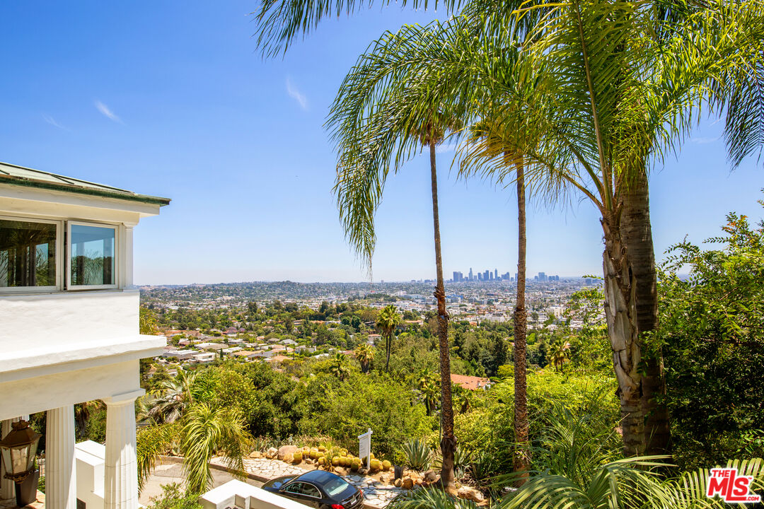 2249 Mountain Oak Dr