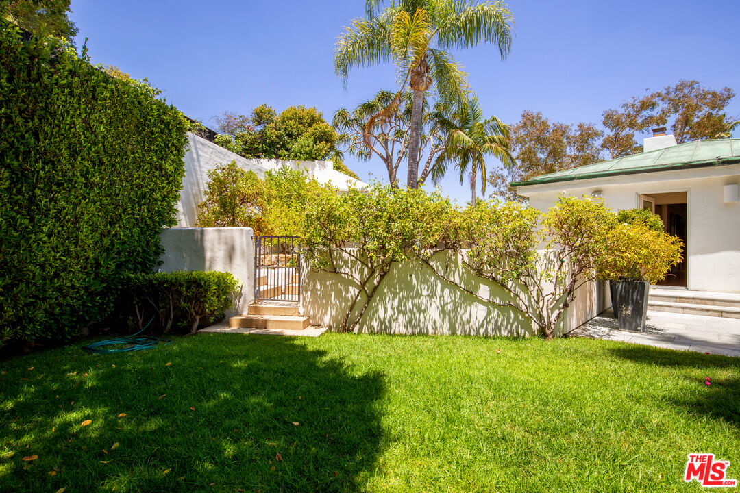 2249 Mountain Oak Dr
