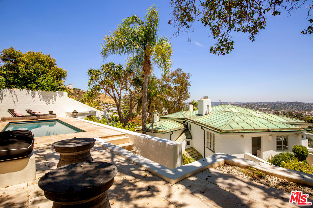 2249 Mountain Oak Dr