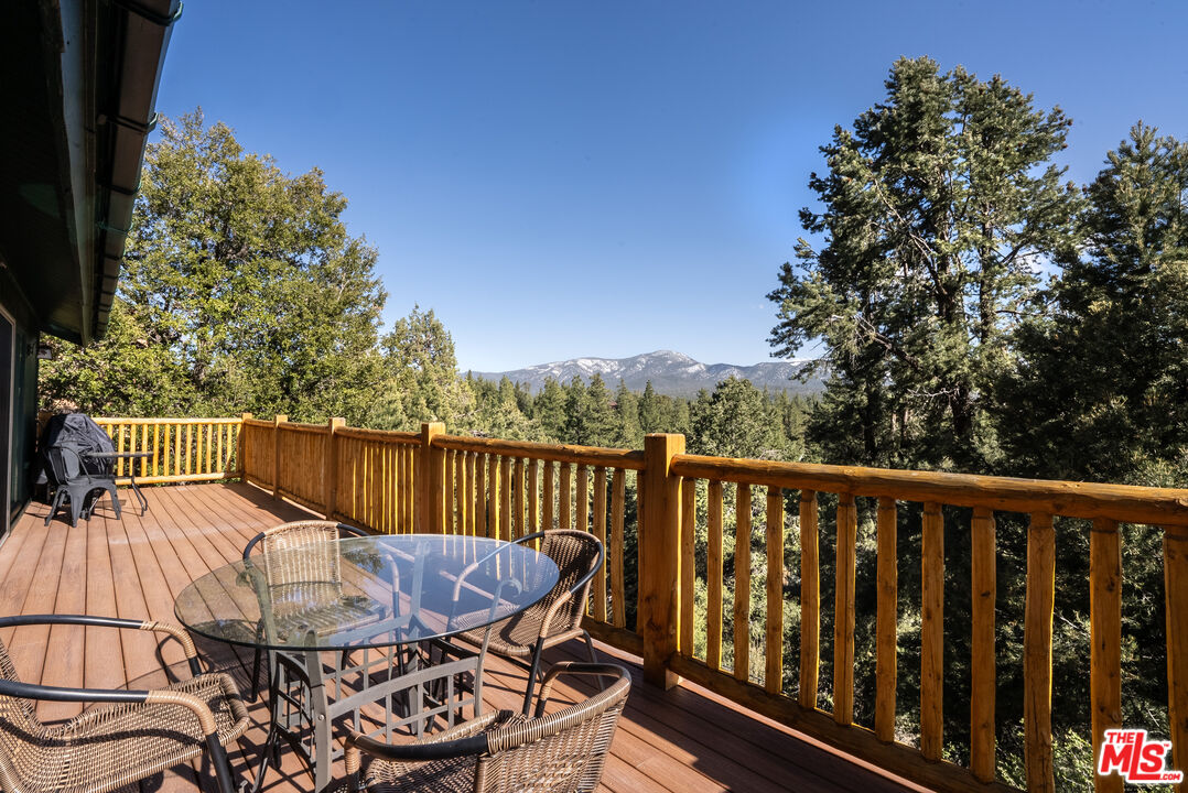 1169 Green Mountain Dr