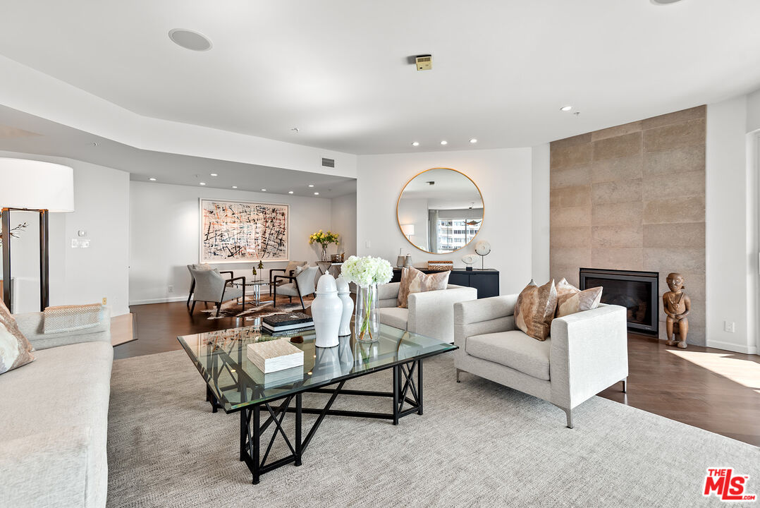 10490 Wilshire Blvd Unit: 1103