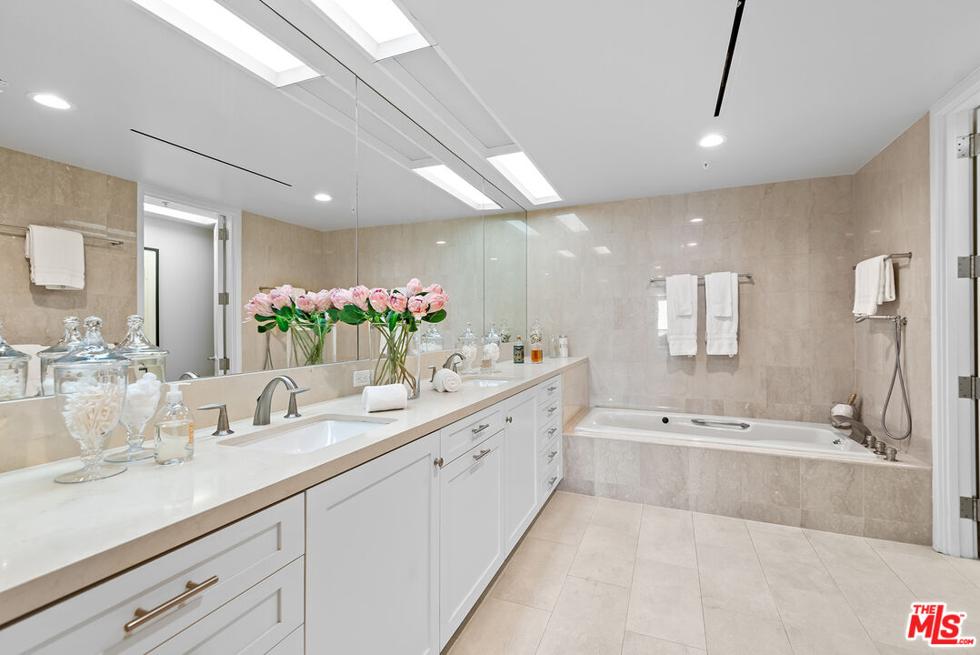 10490 Wilshire Blvd Unit: 1103