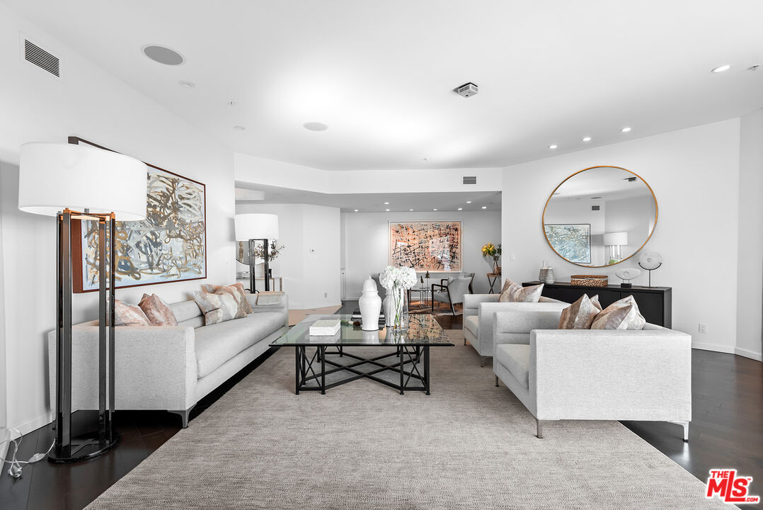 10490 Wilshire Blvd Unit: 1103