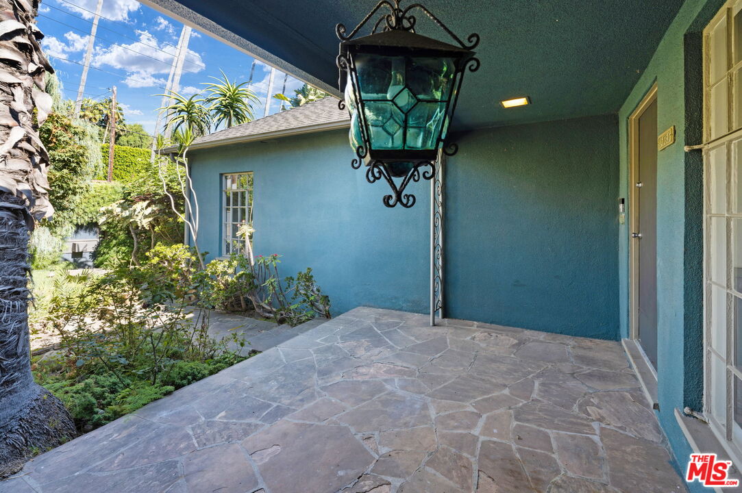 2131 Canyon Dr