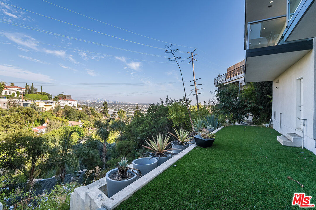 1430 Miller Dr