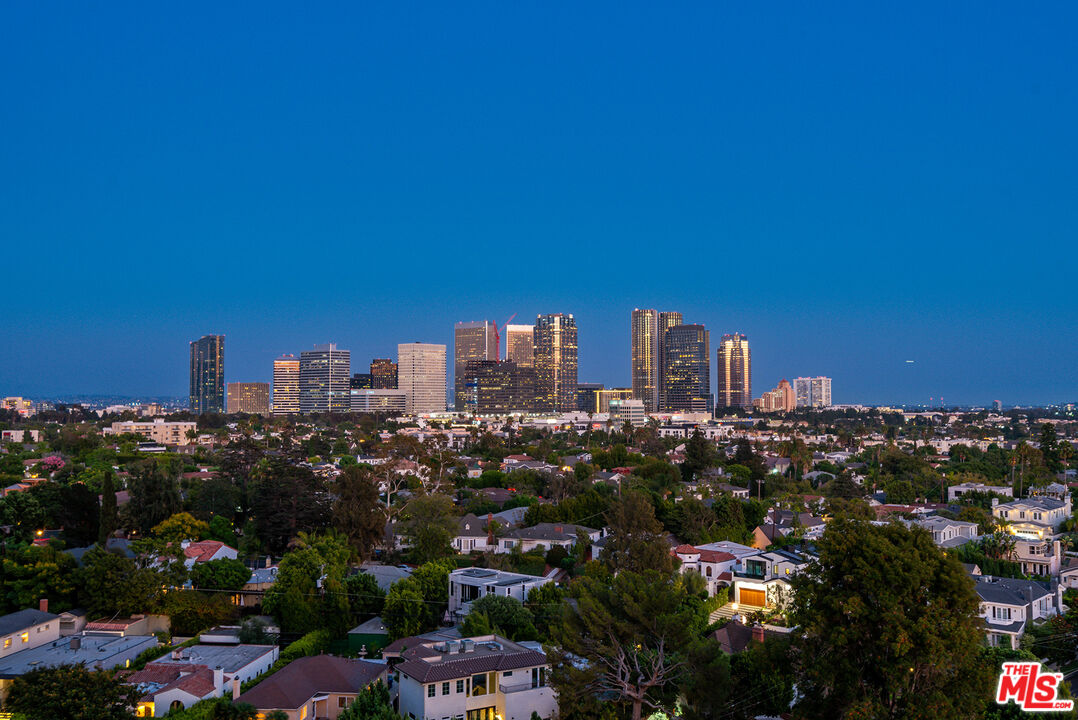 10590 Wilshire Blvd Unit: 1402