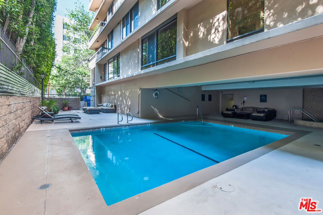 10590 Wilshire Blvd Unit: 1402