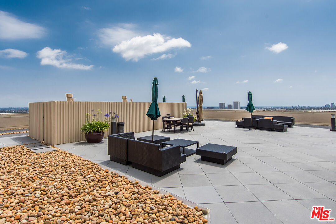 10590 Wilshire Blvd Unit: 1402