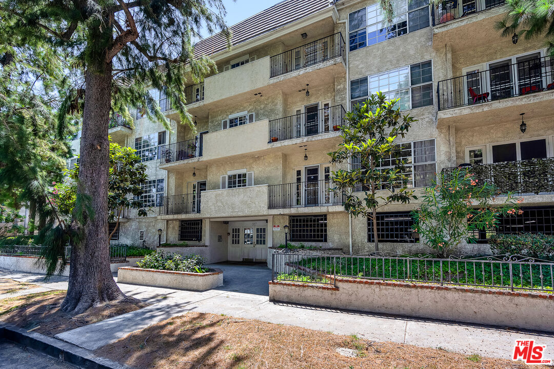 317 S S. Holt Ave Unit: 11