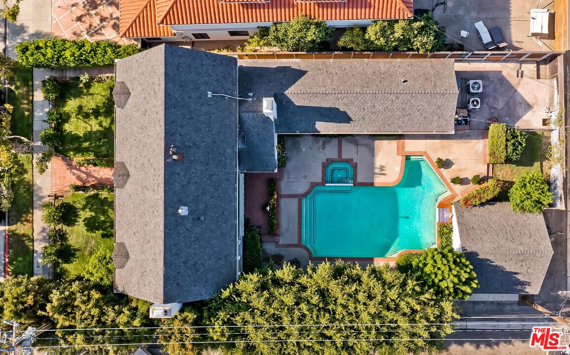 344 S Bedford Dr