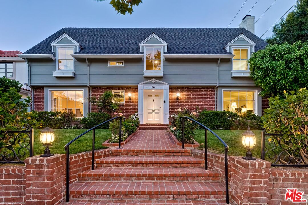 344 S Bedford Dr