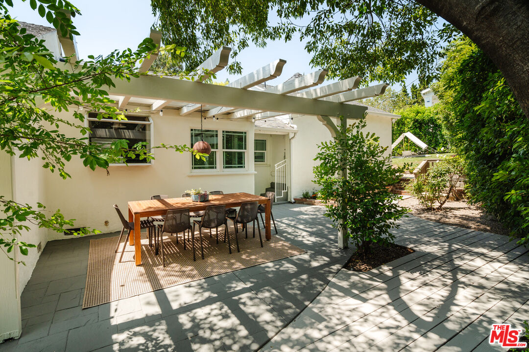 13905 Valley Vista Blvd
