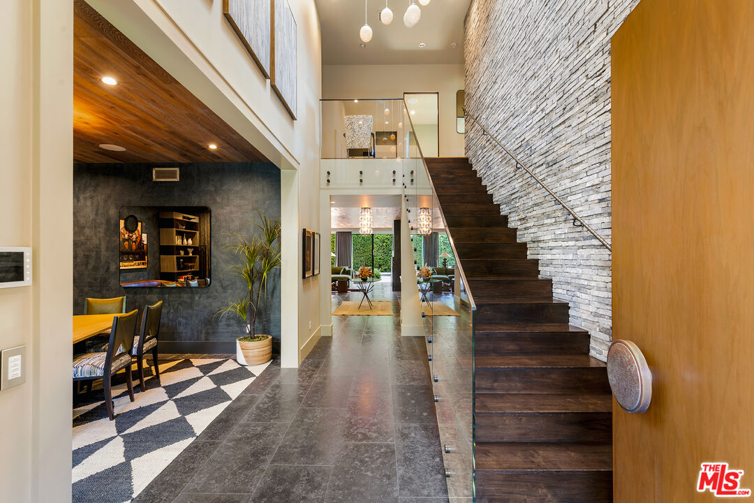 2852 Forrester Dr