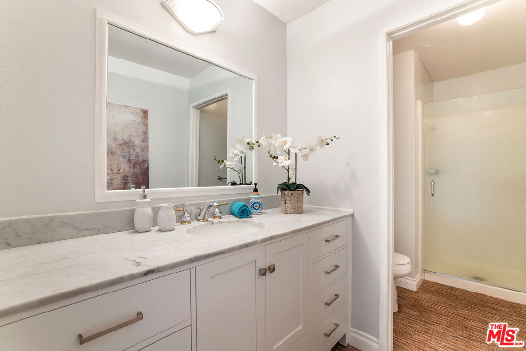 2829 Bottlebrush Dr