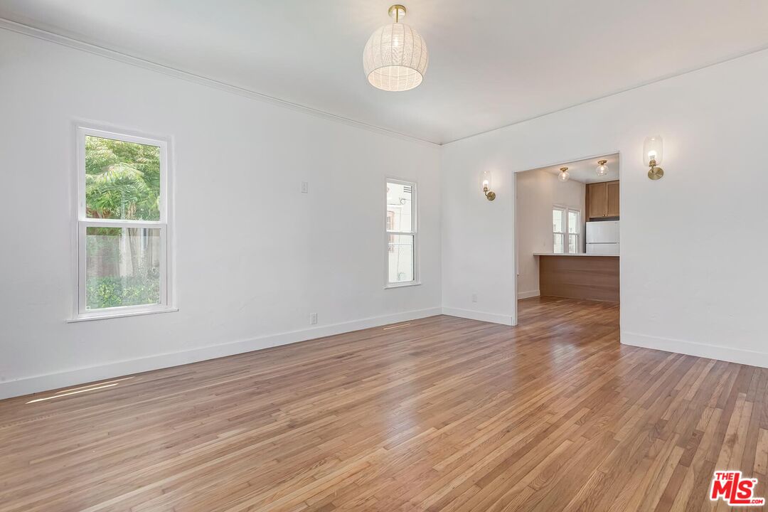 3429 Edgehill Dr Unit: 2
