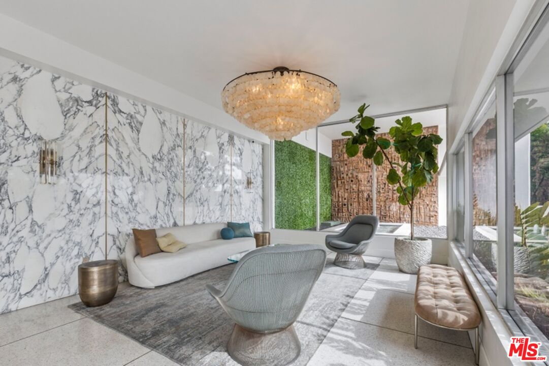 8787 Shoreham Dr Unit: 1001