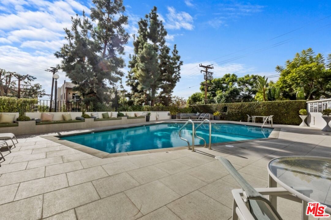 8787 Shoreham Dr Unit: 1001
