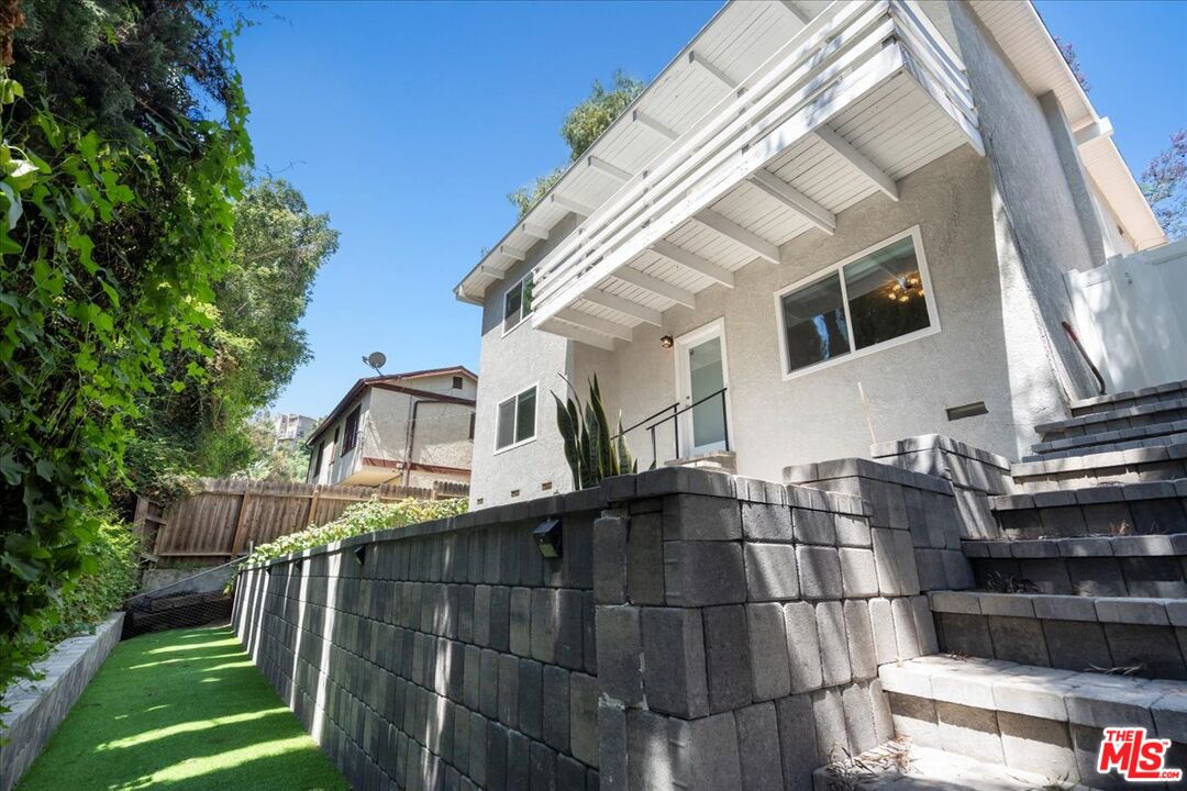 4522 Ensenada Dr