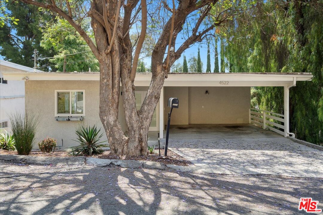 4522 Ensenada Dr