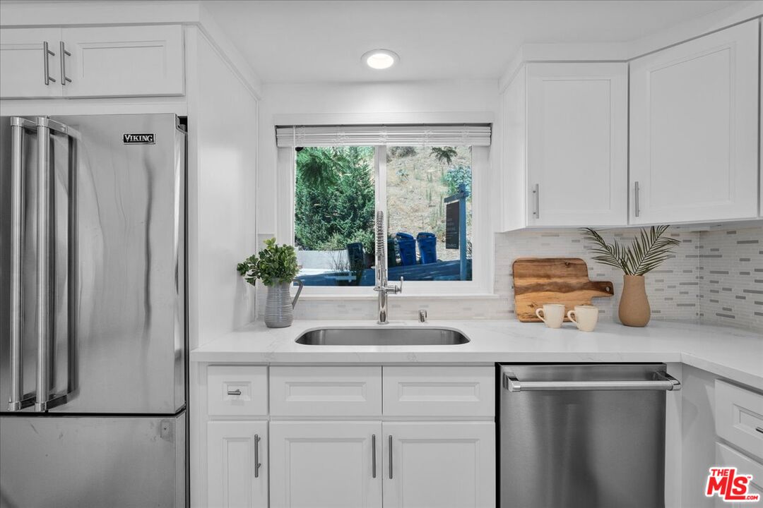4522 Ensenada Dr