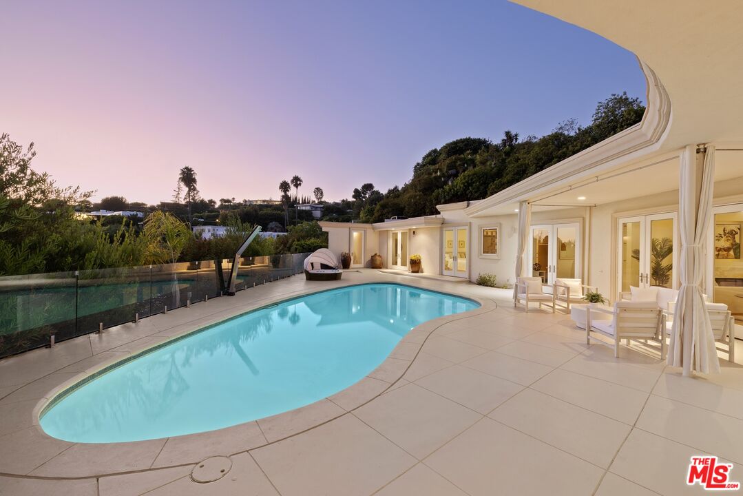 1625 Loma Vista DR