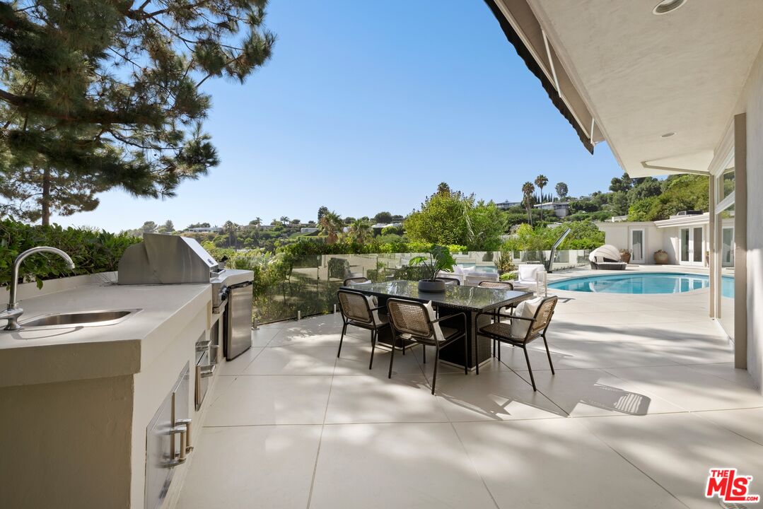 1625 Loma Vista DR