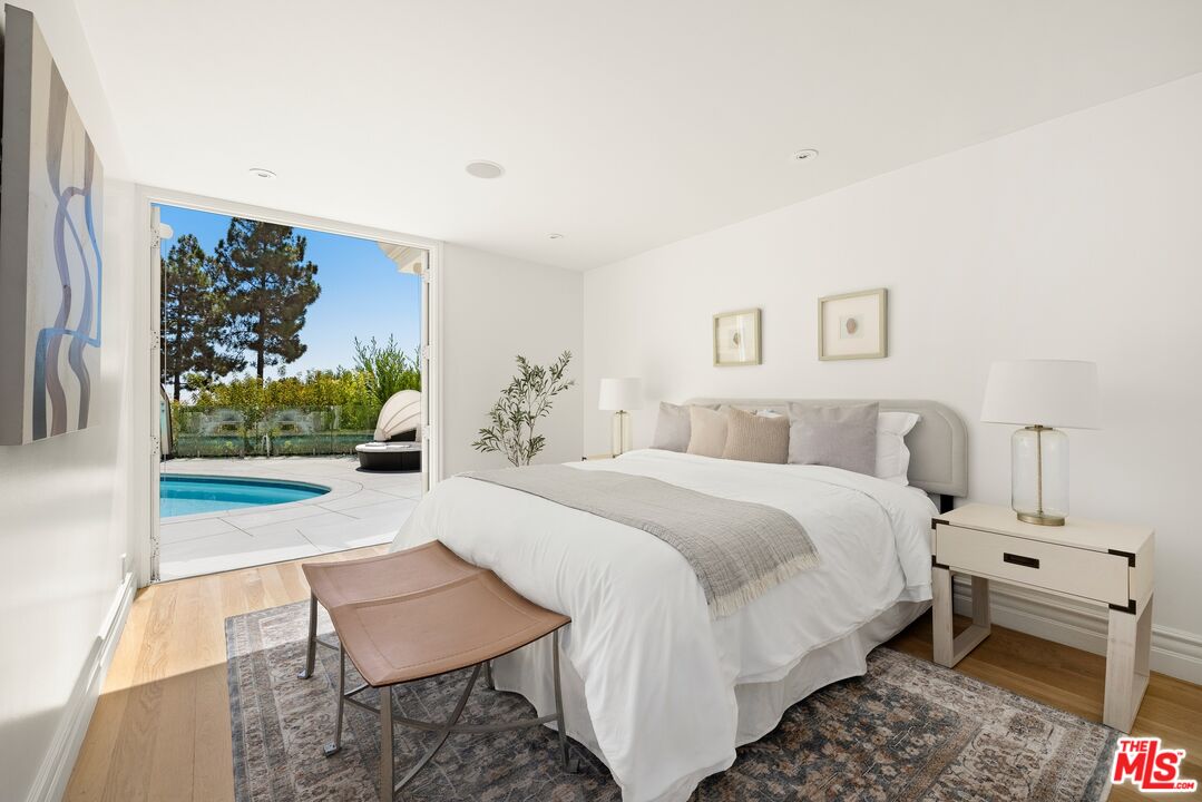 1625 Loma Vista DR