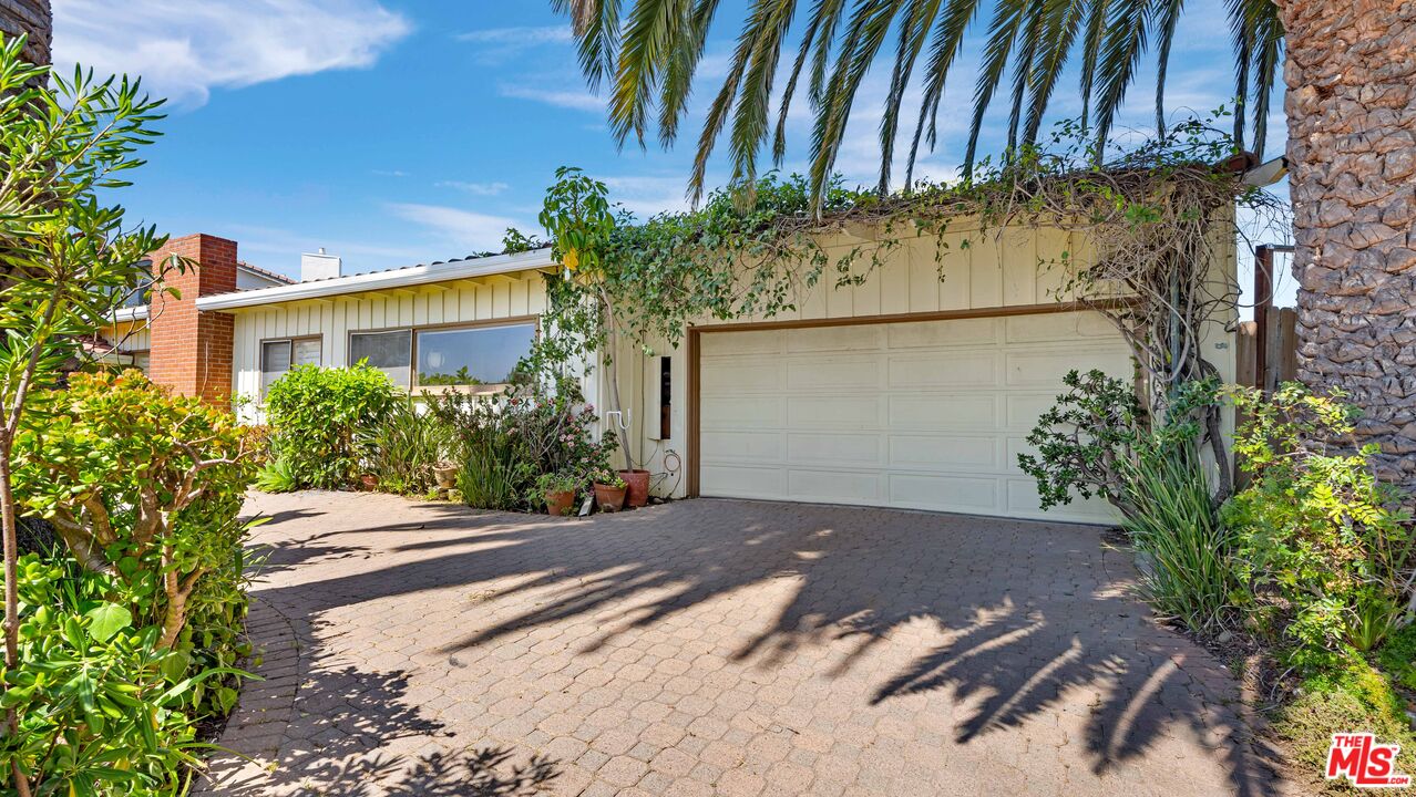 347 Aderno Way