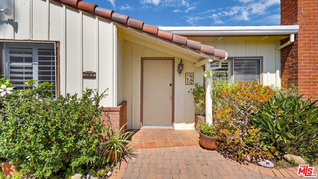347 Aderno Way