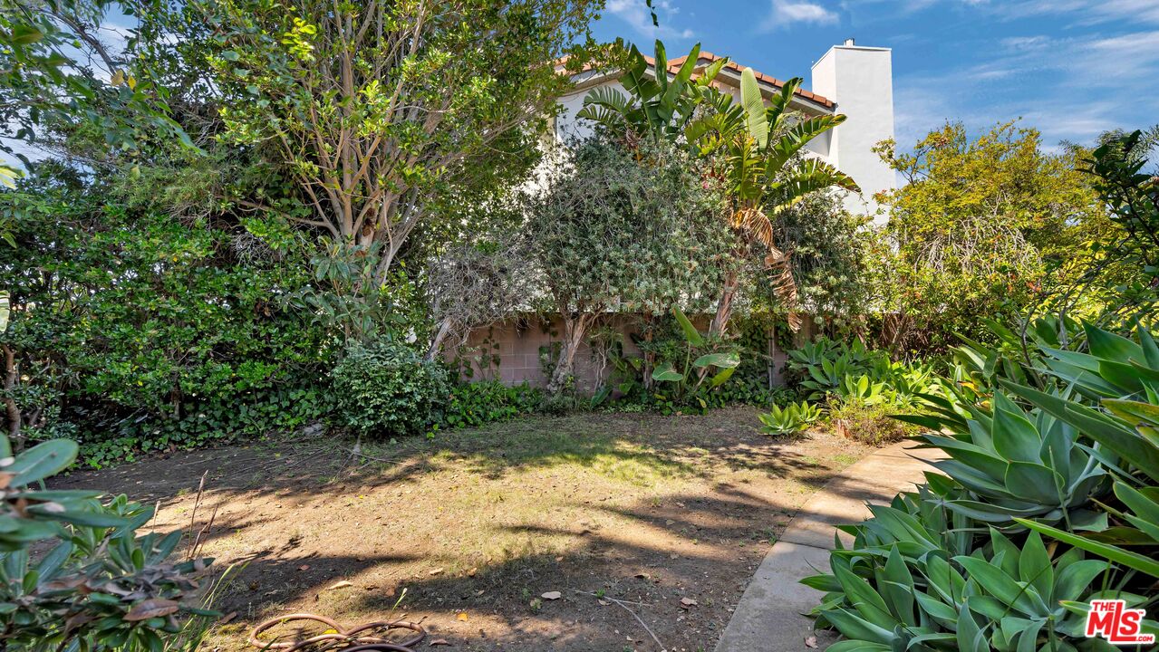 347 Aderno Way
