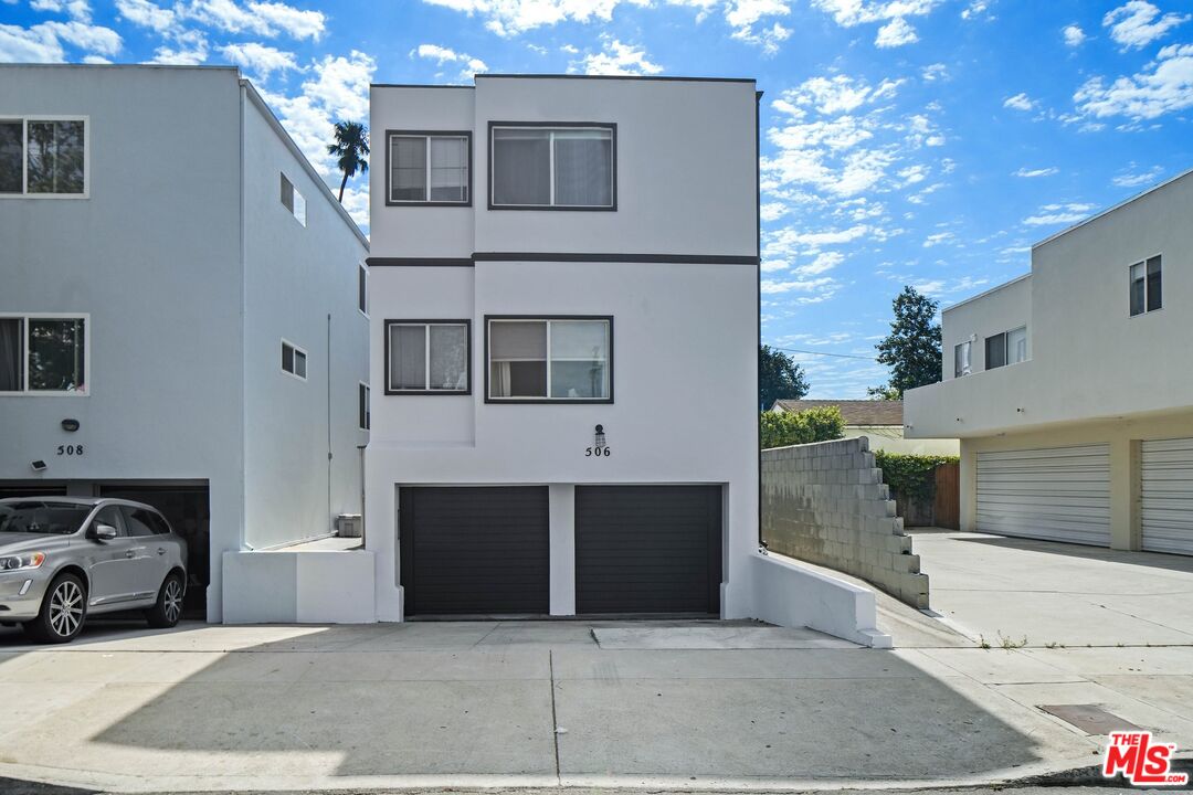 506 Boccaccio Ave