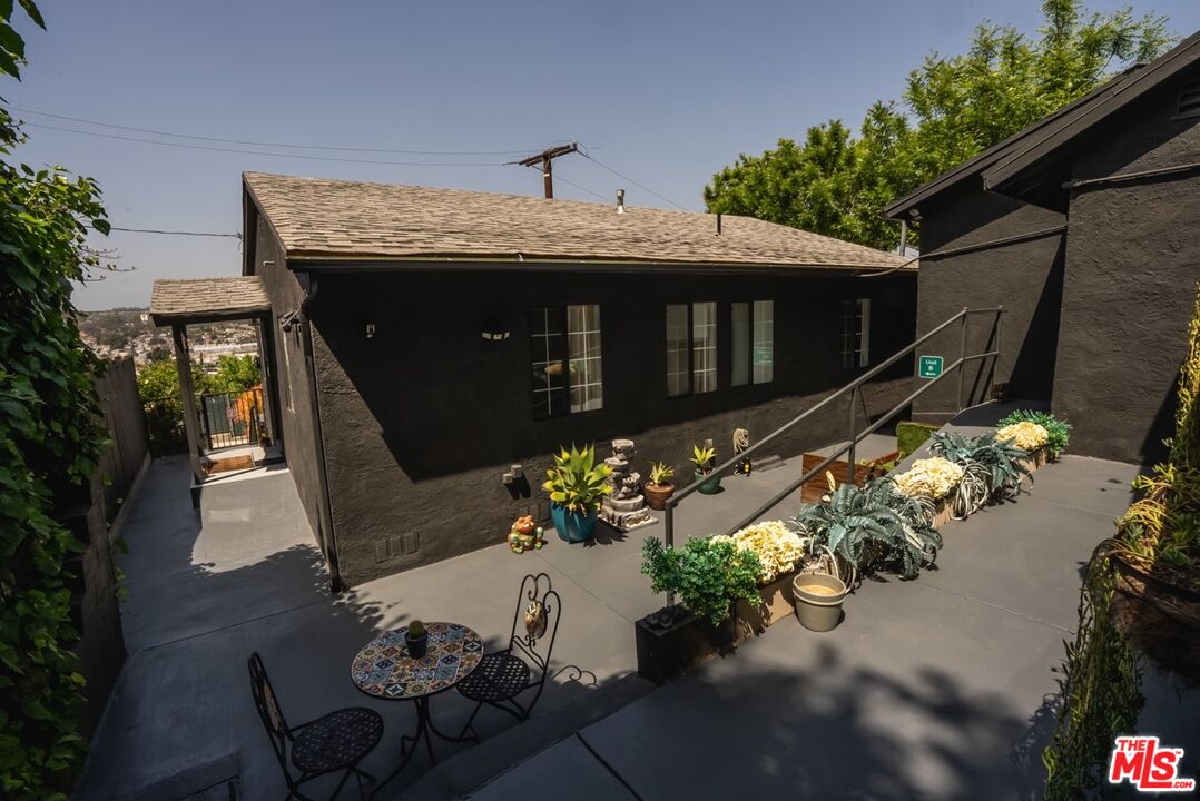 3916 Ramboz Dr
