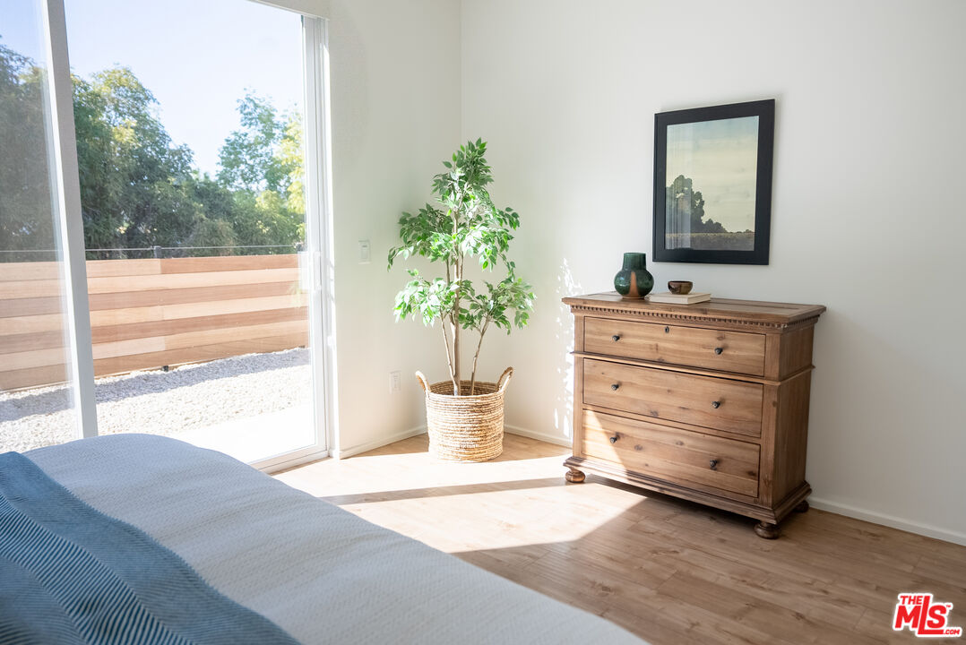 841 N La Fayette Park Pl Unit: 1/2